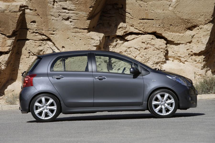  Toyota Yaris TS 2007 года  (фото 53 из 89)